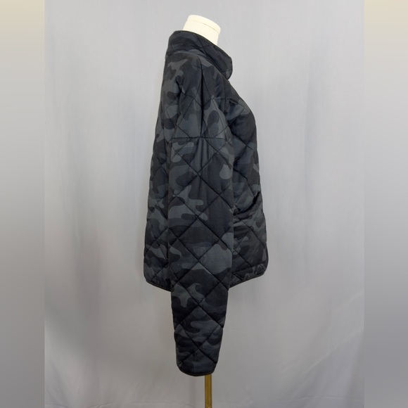 Filly Flair Black & Gray Camo Quilted Jacket - Picture 5 of 6